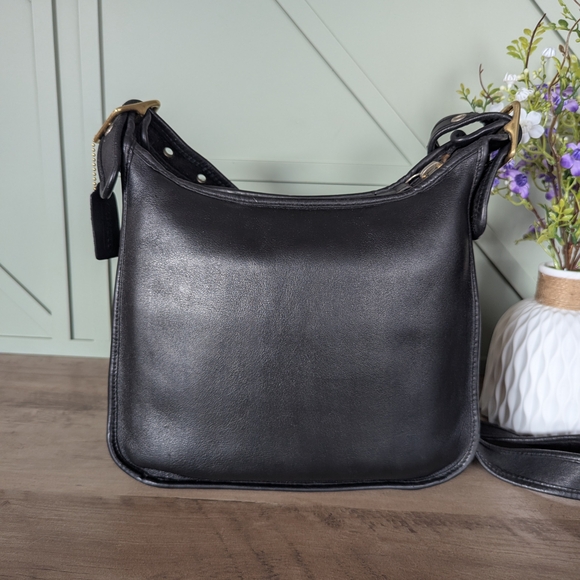 vintage Coach Legacy Zip, officially known as style #9966 - Picture 4 of 10